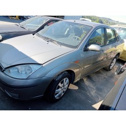 ford focus berlina (cak) del año 2004