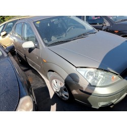 ford focus berlina (cak) del año 2004