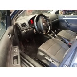 volkswagen golf v berlina (1k1) del año 2007