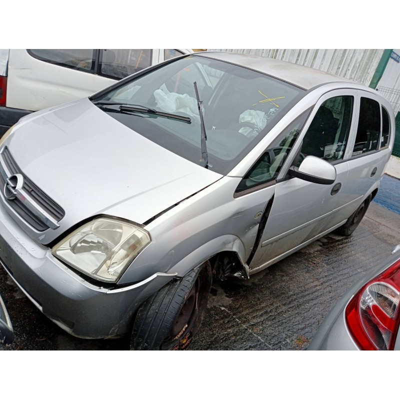 opel meriva del año 2004