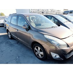 renault scenic iii del año 2011