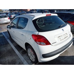peugeot 207 del año 2014