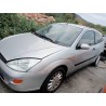 ford focus berlina (cak) del año 2001