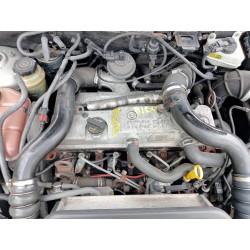 ford focus berlina (cak) del año 2001