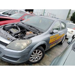 opel astra h berlina del año 2005