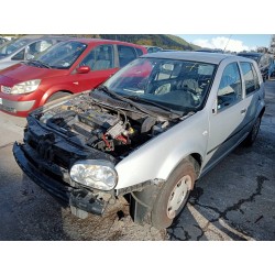 volkswagen golf iv berlina (1j1) del año 2001
