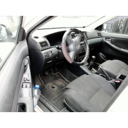 toyota corolla familiar (e12) del año 2005