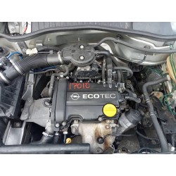 opel corsa c del año 2003