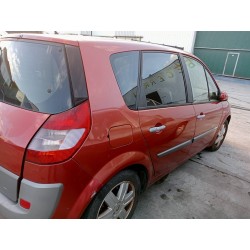 renault scenic ii del año 2004