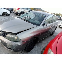 seat ibiza (6l1) del año 2003