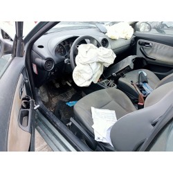 seat ibiza (6l1) del año 2002