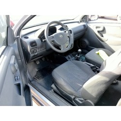 opel corsa c del año 2004