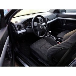 opel vectra c berlina del año 2004