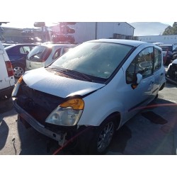 renault modus del año 2004