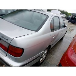 nissan primera berlina (p11) del año 1999