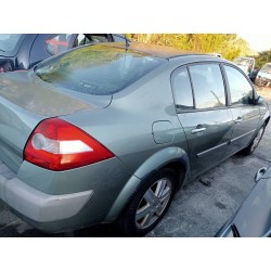 renault megane ii classic berlina del año 2004