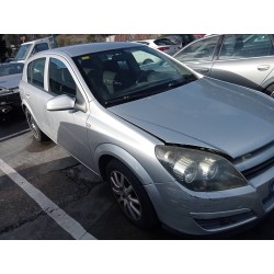 opel astra h berlina del año 2004