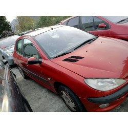 peugeot 206 berlina del año 2001