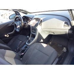 opel astra j lim. del año 2011