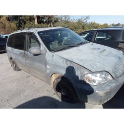 kia carnival ii del año 2001