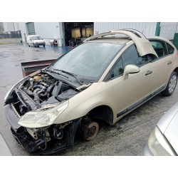 citroen c4 berlina del año 2005