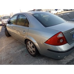 ford mondeo berlina (ge) del año 2004