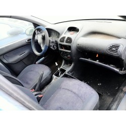 peugeot 206 berlina del año 1999