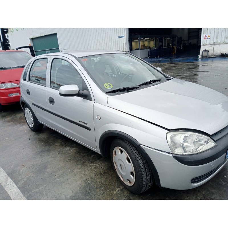 opel corsa c del año 2001