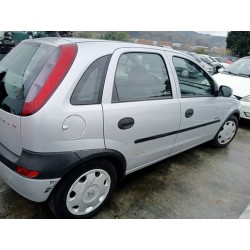 opel corsa c del año 2001