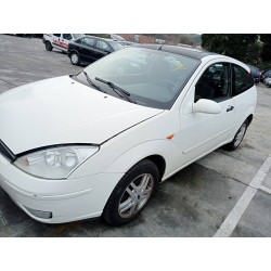 ford focus berlina (cak) del año 1998