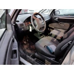 opel meriva del año 2004