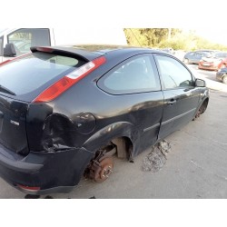 ford focus berlina (cap) del año 2005