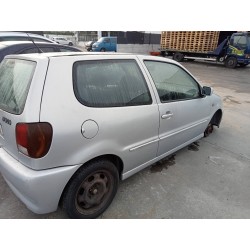 volkswagen polo berlina (6n1) del año 1999