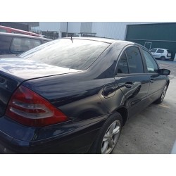 mercedes clase c (w203) berlina del año 2015