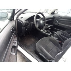 volkswagen passat berlina (3b2) del año 2000