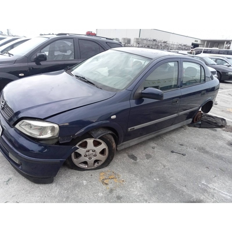 opel zafira a del año 2000