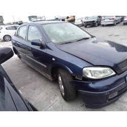 opel zafira a del año 2000