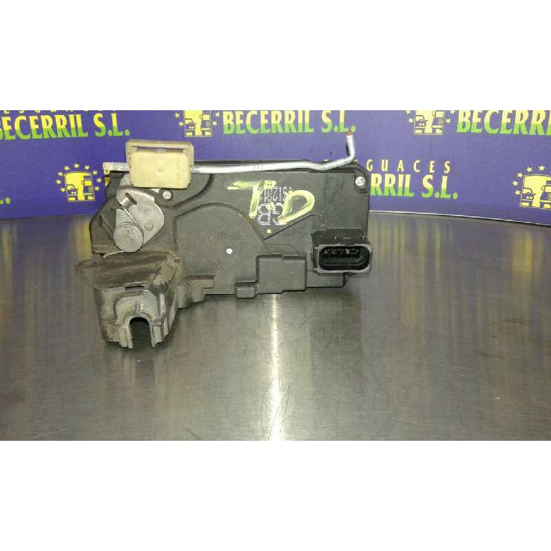 Recambio de cerradura puerta trasera derecha para opel astra h berlina cosmo referencia OEM IAM 13210739 Recambio de cerradura puerta trasera derecha para opel astra h berlina cosmo referencia OEM IAM 13210739