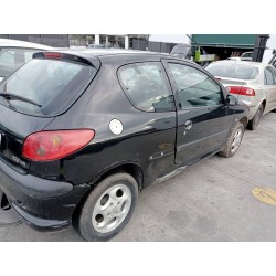 peugeot 206 berlina del año 2003