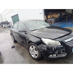 opel insignia berlina del año 2011