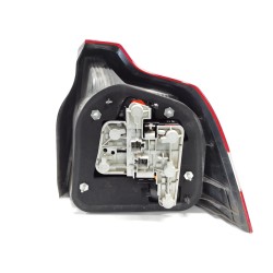 Recambio de piloto trasero izquierdo para volvo s40 berlina 1.6 diesel cat referencia OEM IAM   