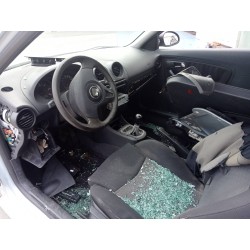 seat ibiza (6l1) del año 2002