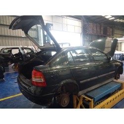 opel astra g berlina del año 1998