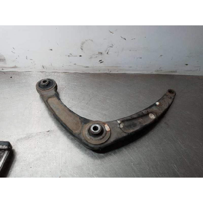 Recambio de brazo suspension inferior delantero izquierdo para peugeot 307 break / sw (s1) sw referencia OEM IAM Recambio de brazo suspension inferior delantero izquierdo para peugeot 307 break / sw (s1) sw referencia OEM IAM