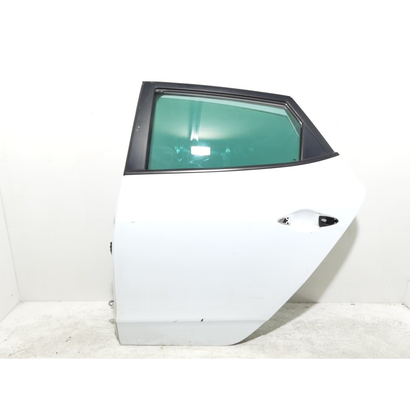 Recambio de puerta trasera izquierda para hyundai ix35 classic 2wd referencia OEM IAM Recambio de puerta trasera izquierda para hyundai ix35 classic 2wd referencia OEM IAM
