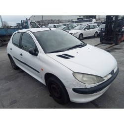 peugeot 206 berlina del año 1999