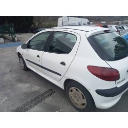 peugeot 206 berlina del año 1999