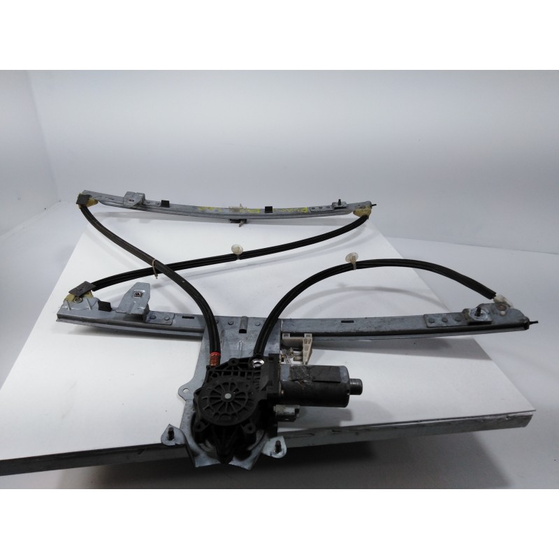 Recambio de elevalunas delantero derecho para citroen xsara picasso 1.6 hdi 90 exclusive referencia OEM IAM Recambio de elevalunas delantero derecho para citroen xsara picasso 1.6 hdi 90 exclusive referencia OEM IAM