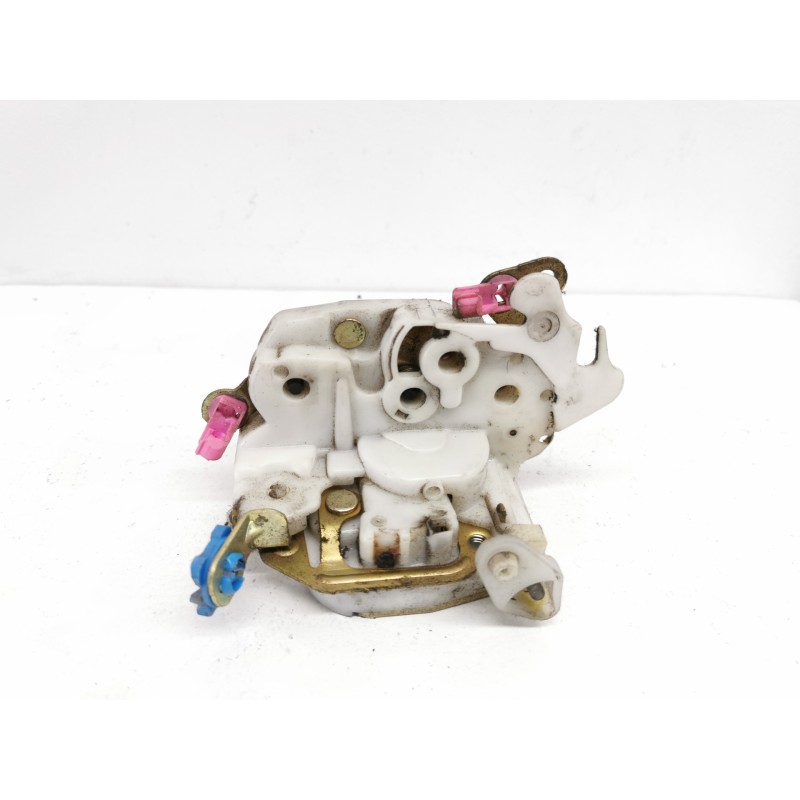 Recambio de cerradura puerta delantera derecha para nissan cabstar e tl090.32 referencia OEM IAM Recambio de cerradura puerta delantera derecha para nissan cabstar e tl090.32 referencia OEM IAM