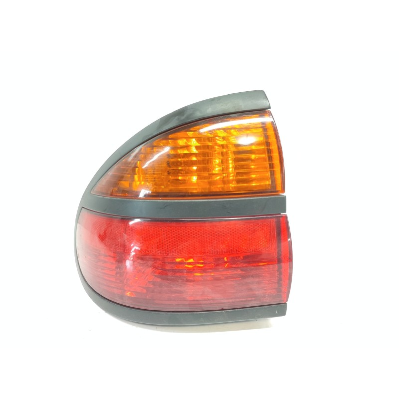 Recambio de piloto trasero izquierdo para renault laguna (b56) 2.0+ 16v rt referencia OEM IAM Recambio de piloto trasero izquierdo para renault laguna (b56) 2.0+ 16v rt referencia OEM IAM